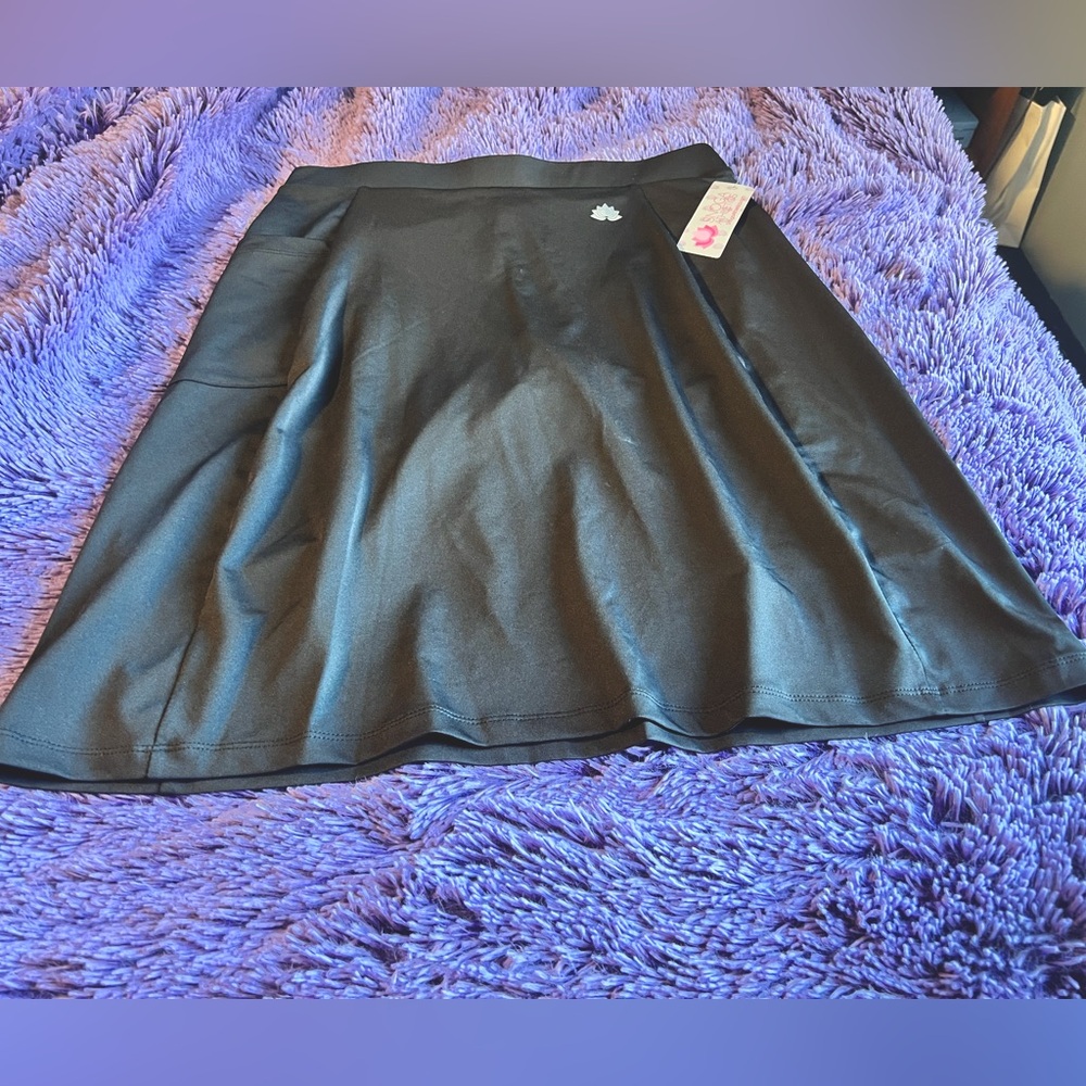 22” snoga with short leggings, ballet style